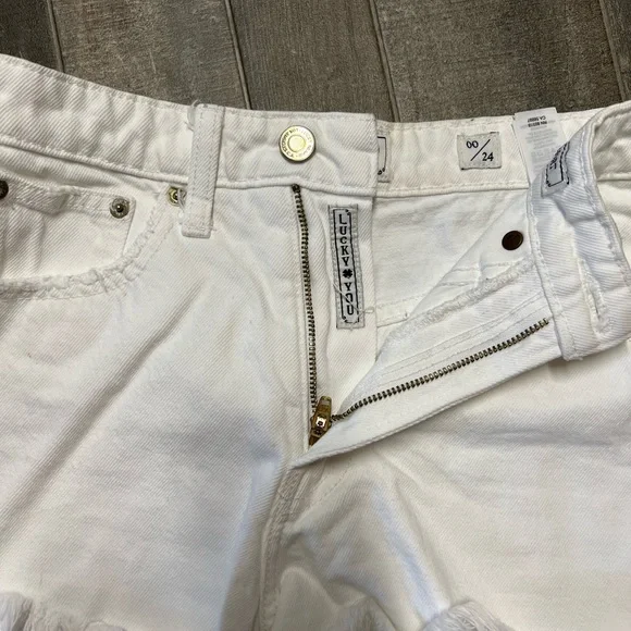 Lucky Brand Highwaisted cut off shorts - Picture 3 of 7